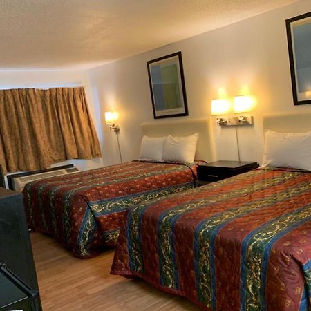 Economy Inn Of Holland Luaran gambar