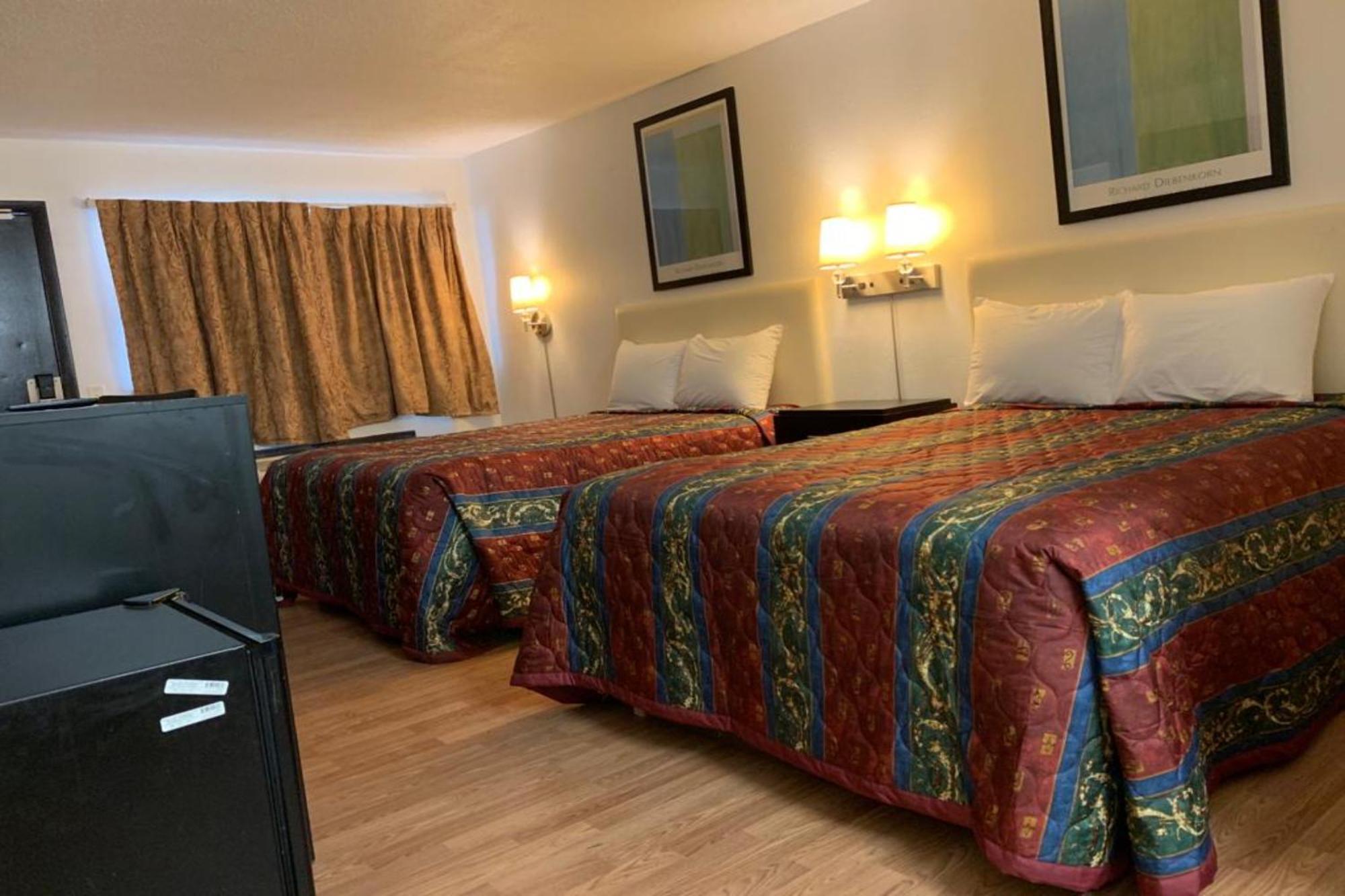 Economy Inn Of Holland Luaran gambar