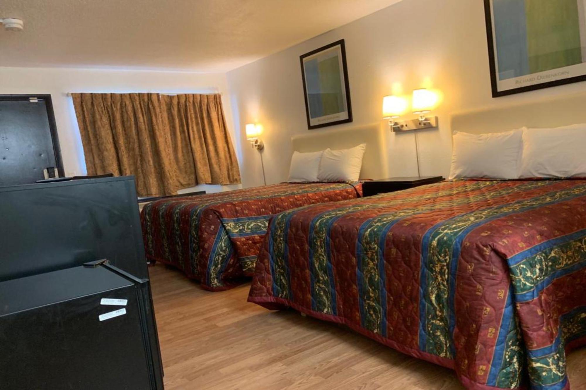 Economy Inn Of Holland Luaran gambar